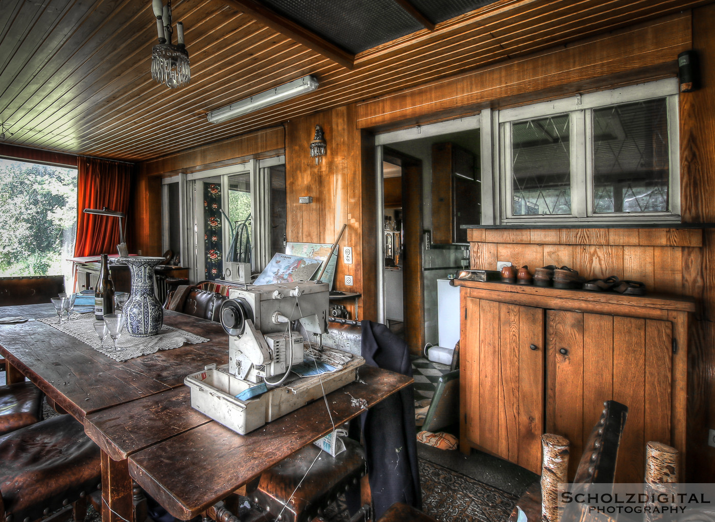 Abandoned, Aufgegeben, Belgie, Belgien, Decay, HDR, Lost Place, Lost Places, Maison Suske en Wiske, Urban exploration, Urbex, Urbex Belgium, Verlassene Orte, Verlassene Villa