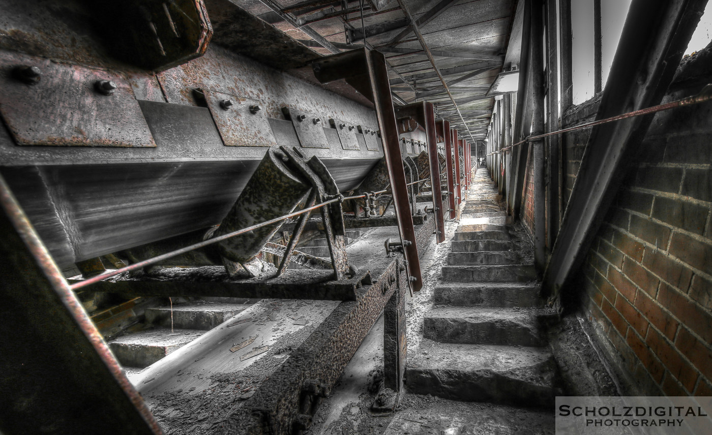 Abandoned, Decay, Lost Place, Urban exploration, Urbex, verlassen, Verlassene Orte, urbexlocatie, beelden, urban exploration, lost place, abandoned, forgotten, Zeche DB, Zeche XXL, Verlassenes Bergwerk, Coalmine, Industrie, verlassene Industrie, Ruhrgebiet,