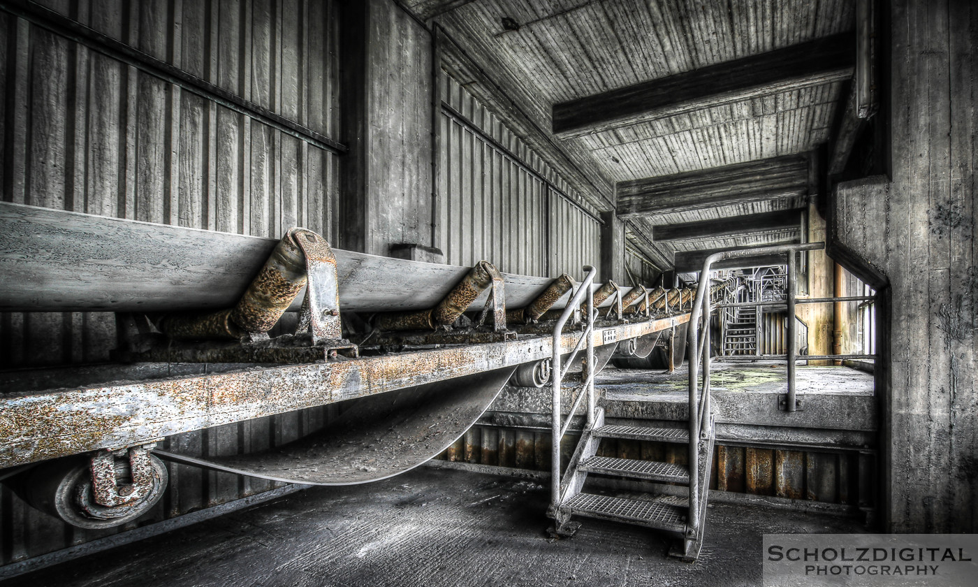 Abandoned, Decay, Lost Place, Urban exploration, Urbex, verlassen, Verlassene Orte, urbexlocatie, beelden, urban exploration, lost place, abandoned, forgotten, Zeche DB, Zeche XXL, Verlassenes Bergwerk, Coalmine, Industrie, verlassene Industrie, Ruhrgebiet,