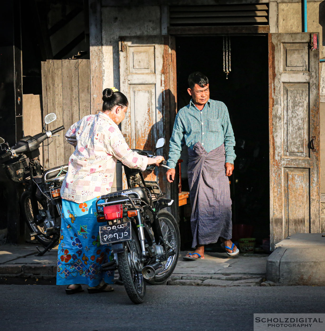 Exploring, Travelling, Myanmar, Mandalay, Birma, Burma, Streetphotography, Travelling, Wanderlust, Southeastasia, asia, travel, globetrotter, travelphotography