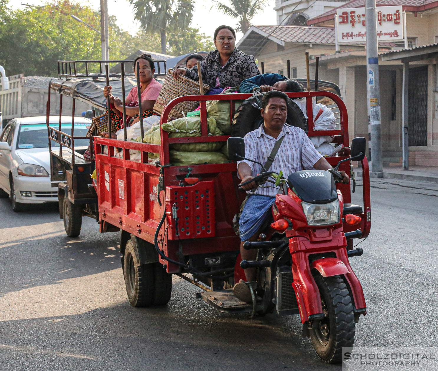 Exploring, Travelling, Myanmar, Mandalay, Birma, Burma, Streetphotography, Travelling, Wanderlust, Southeastasia, asia, travel, globetrotter, travelphotography