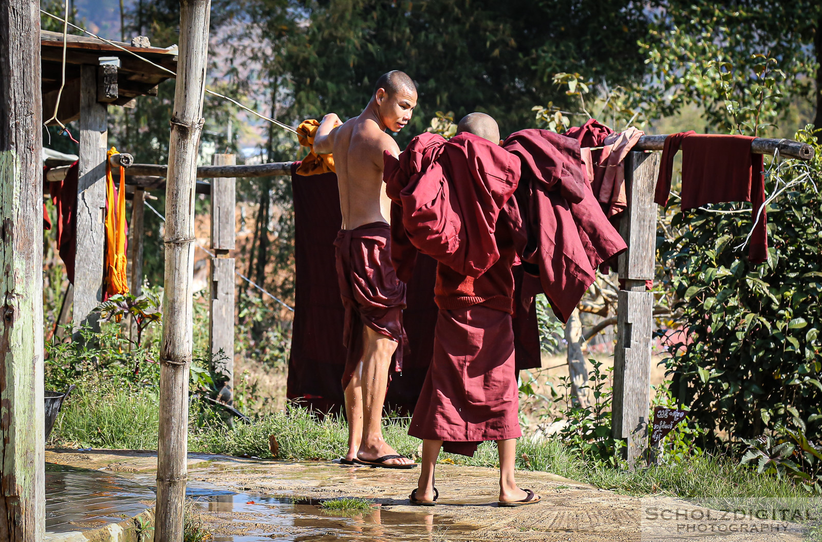 Asia, Birma, Burma, Exploring, globetrotter, Kalaw, Mönch, Myanmar, Shan State, Southeastasia, Streetphotography, travel, Travelling, travelphotography, Wanderlust