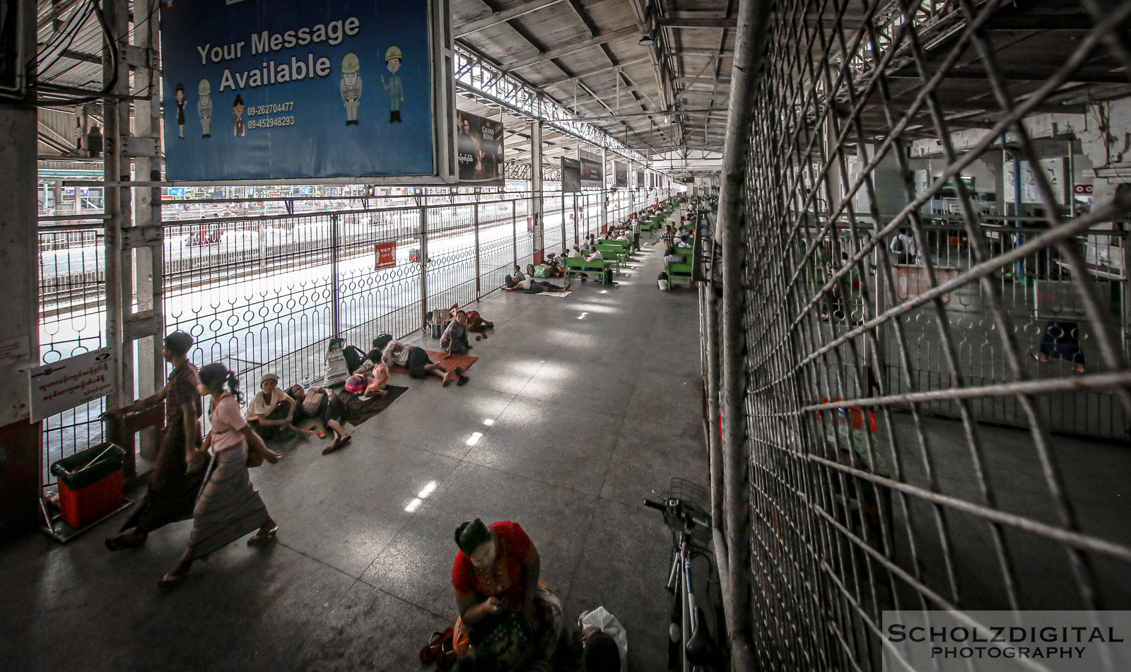 Exploring, Travelling, Myanmar, Birma, Burma, Streetphotography, Travelling, Wanderlust, Southeastasia, asia, travel, globetrotter, travelphotography, Yangon Circular Railway, Ringbahn, Rangun