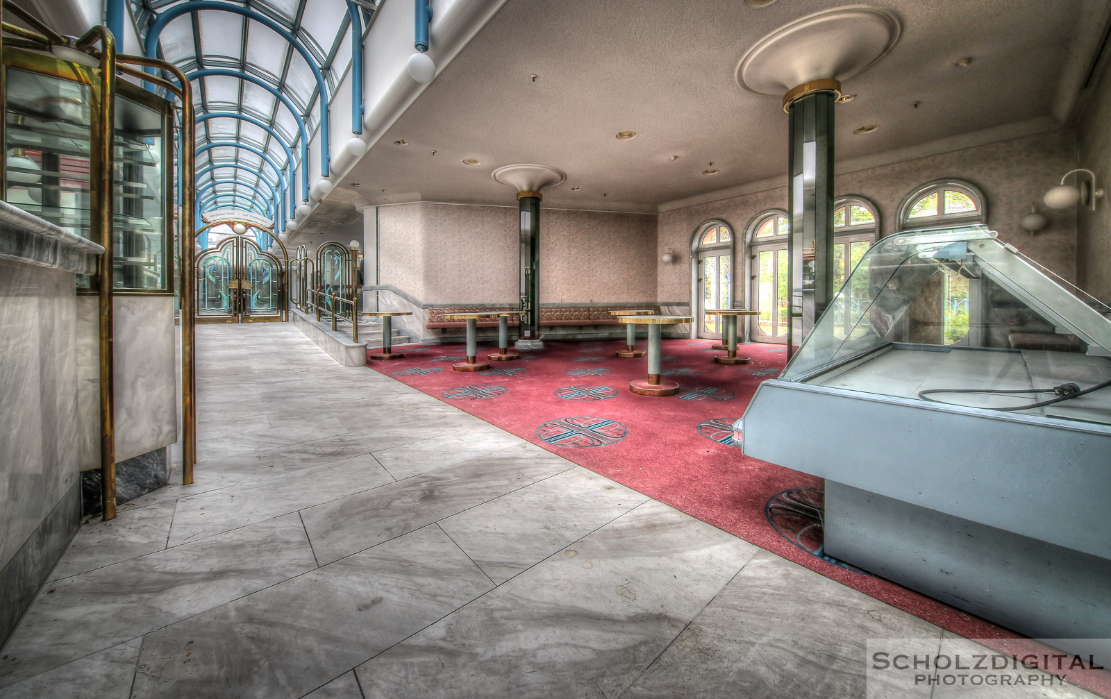 Abandoned, beelden, Decay, forgotten, Hotel, Kurhaus, Kurhotel, Lost Place, Theater, Urban exploration, Urbex, urbexlocatie, verlassen, Verlassene Orte