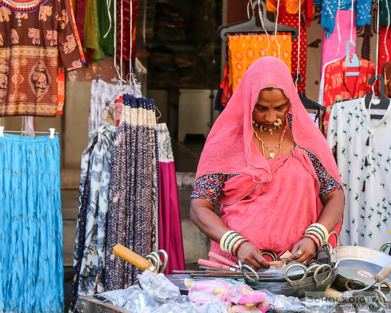 Ghats, India, Indien, Kamelmarkt, Pushkar, Pushkarsee, Rajasthan, Rundreise, Streetlife, Streetphotography, Wüste