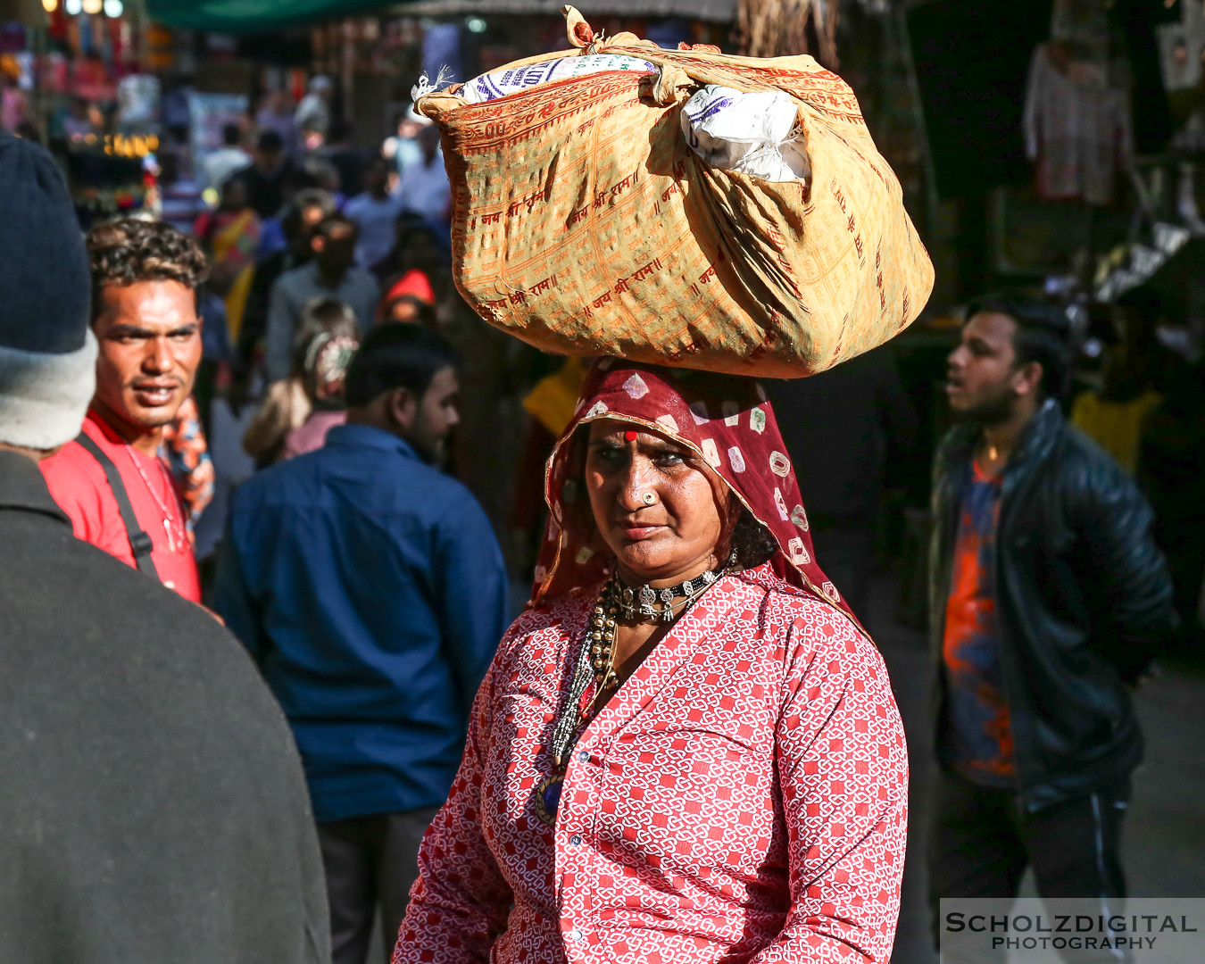 Ghats, India, Indien, Kamelmarkt, Pushkar, Pushkarsee, Rajasthan, Rundreise, Streetlife, Streetphotography, Wüste