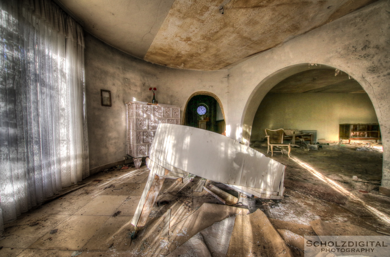 Villa Seaview - urbex im Sauerland Deutschland, verlassene Orte mitten im Wohngebiet