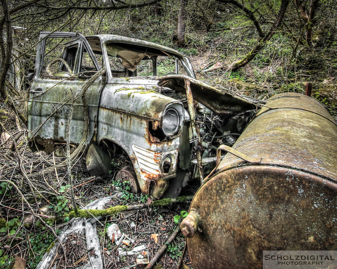 Urbex - verlassene Autos und lost in the forest