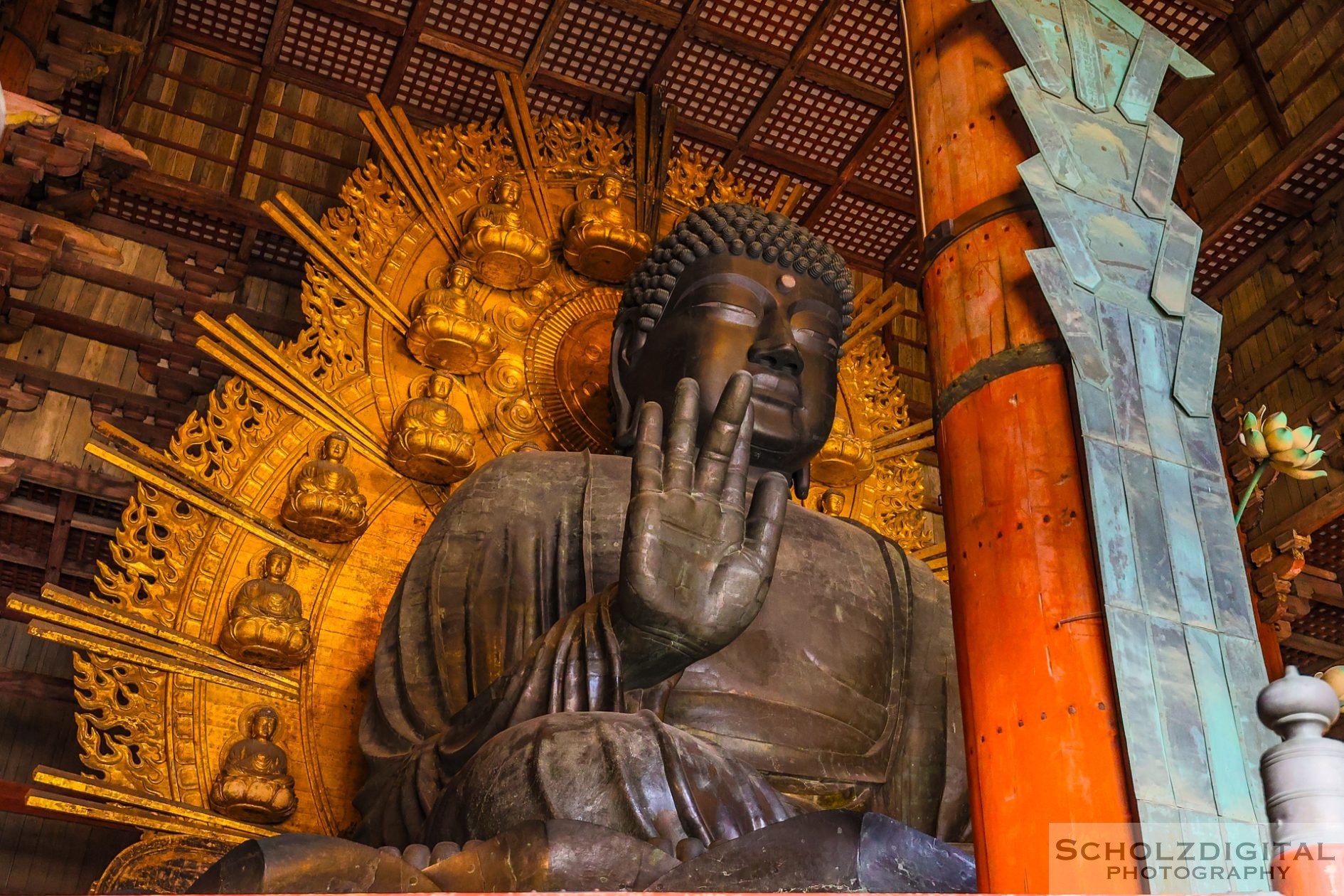 Buddhastatue Todaiji Tempel Nara Japan