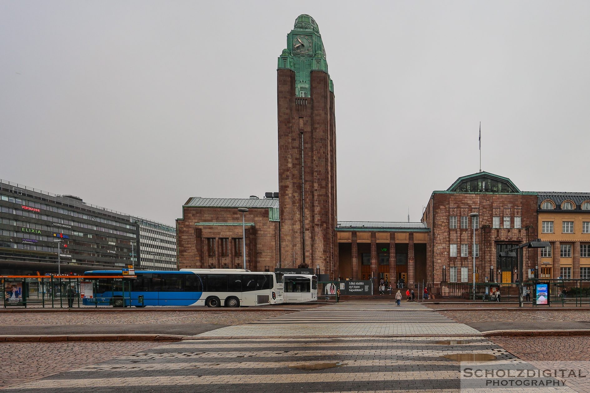 Helsinki Central Station Helsinki Hauptbahnhof Helsingin päärautatieasema